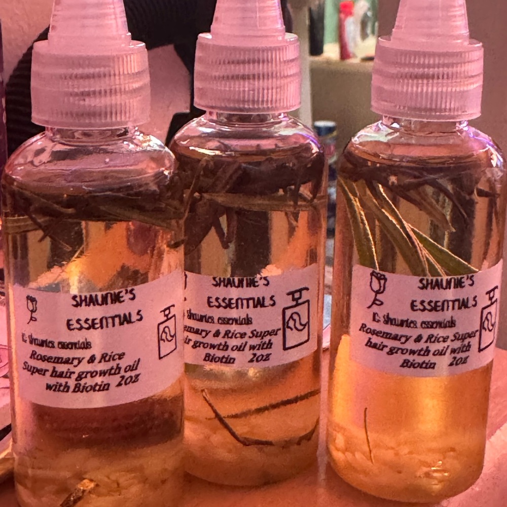 Transform your tresses with Shaunie’s Essentials! Super Growth Hair Oil